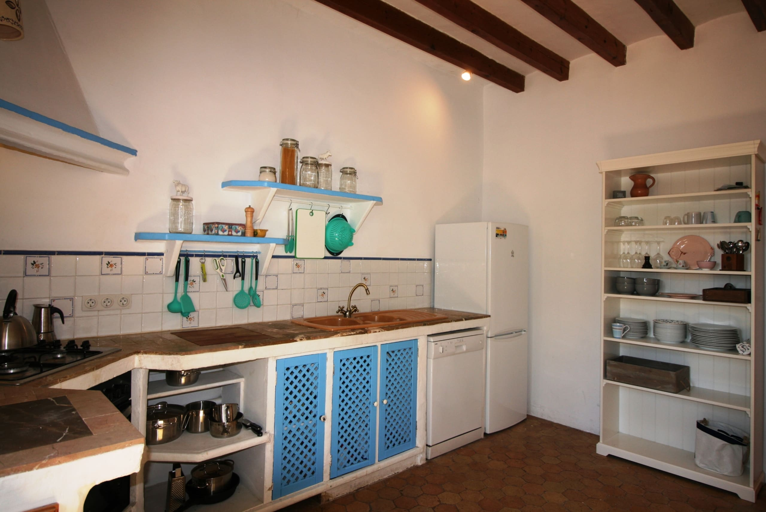3-bedroom Village House In Santa Maria Del Cami, Spain (200 M²)