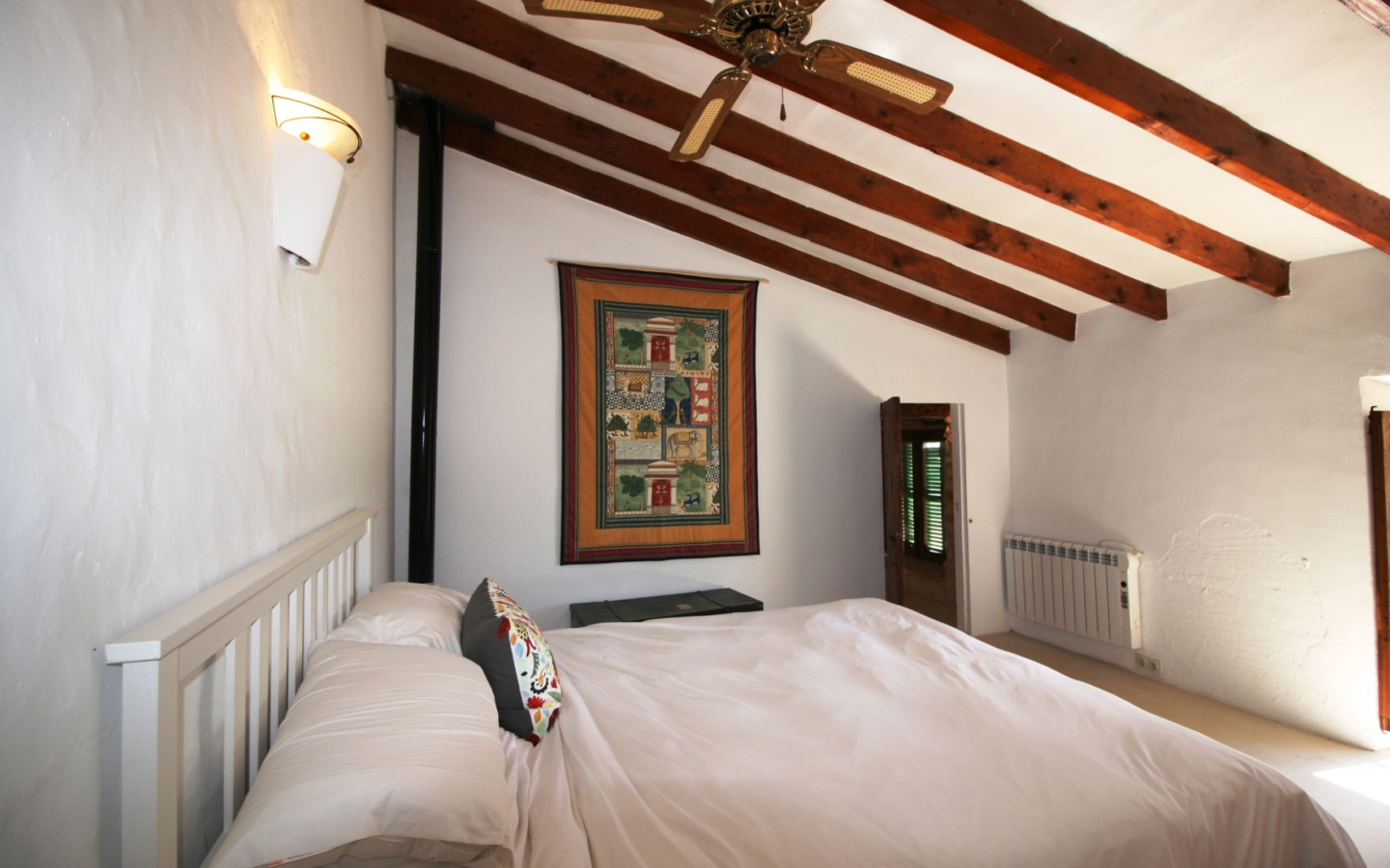 3-bedroom Village House In Santa Maria Del Cami, Spain (200 M²)