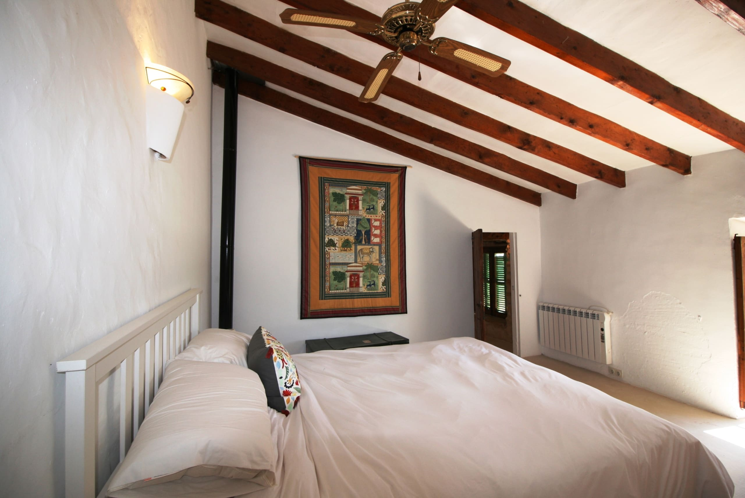 3-bedroom Village House In Santa Maria Del Cami, Spain (200 M²)
