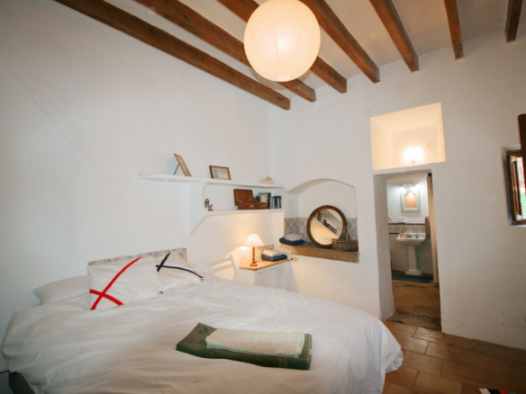 3-bedroom Village House In Santa Maria Del Cami, Spain (200 M²)