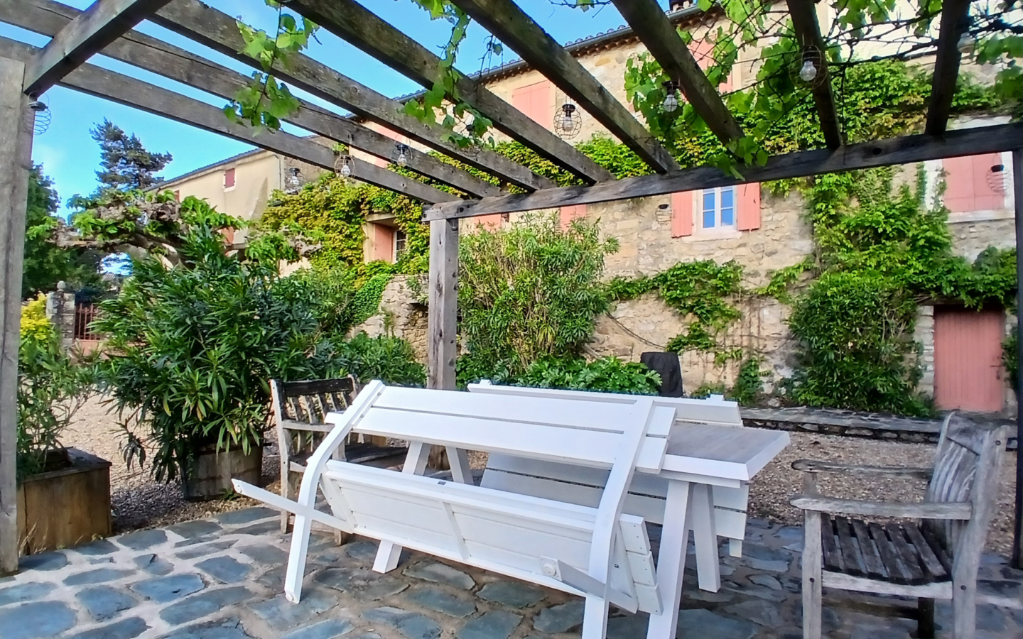 5-bedroom Detached House In Saint Chinian, France (300 M²)