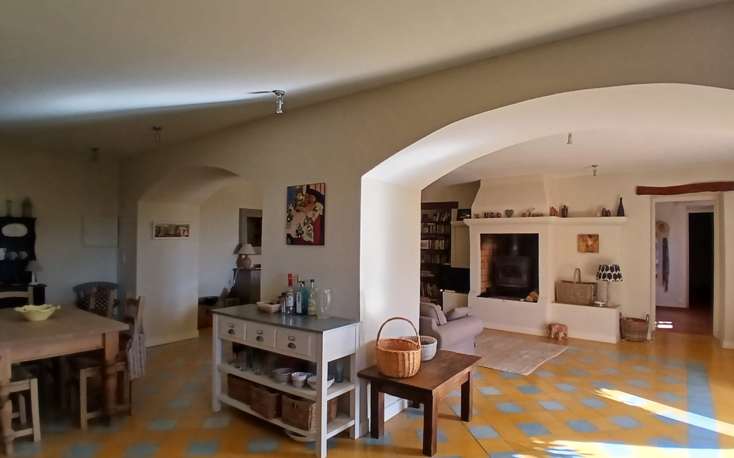 5-bedroom Detached House In Saint Chinian, France (300 M²)