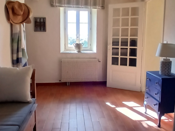 5-bedroom Detached House In Saint Chinian, France (300 M²)