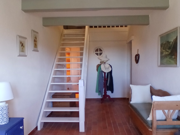 5-bedroom Detached House In Saint Chinian, France (300 M²)