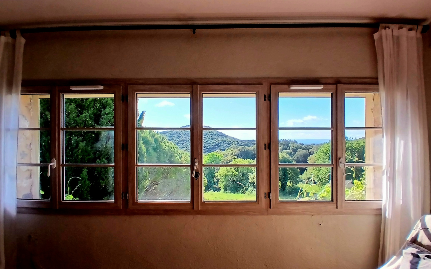 5-bedroom Detached House In Saint Chinian, France (300 M²)