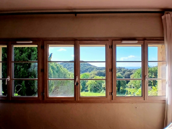 5-bedroom Detached House In Saint Chinian, France (300 M²)