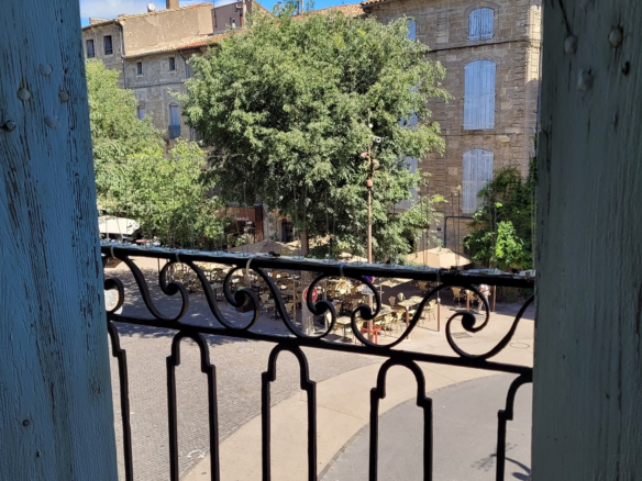 3-bedroom Apartment In Pezenas, France (96 M²)