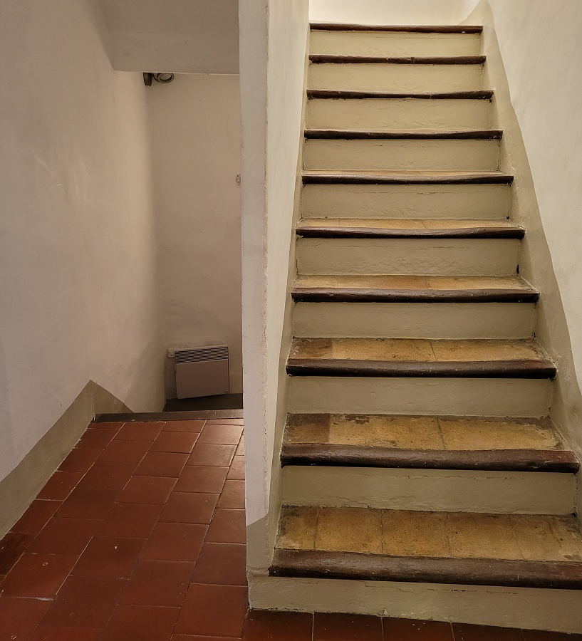 3-bedroom Apartment In Pezenas, France (96 M²)