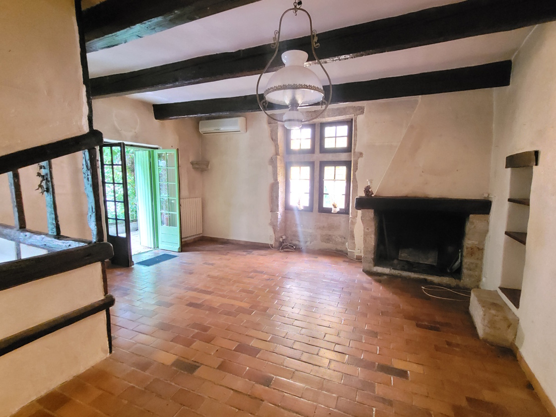 3-bedroom House In Pezenas, France (145 M²)