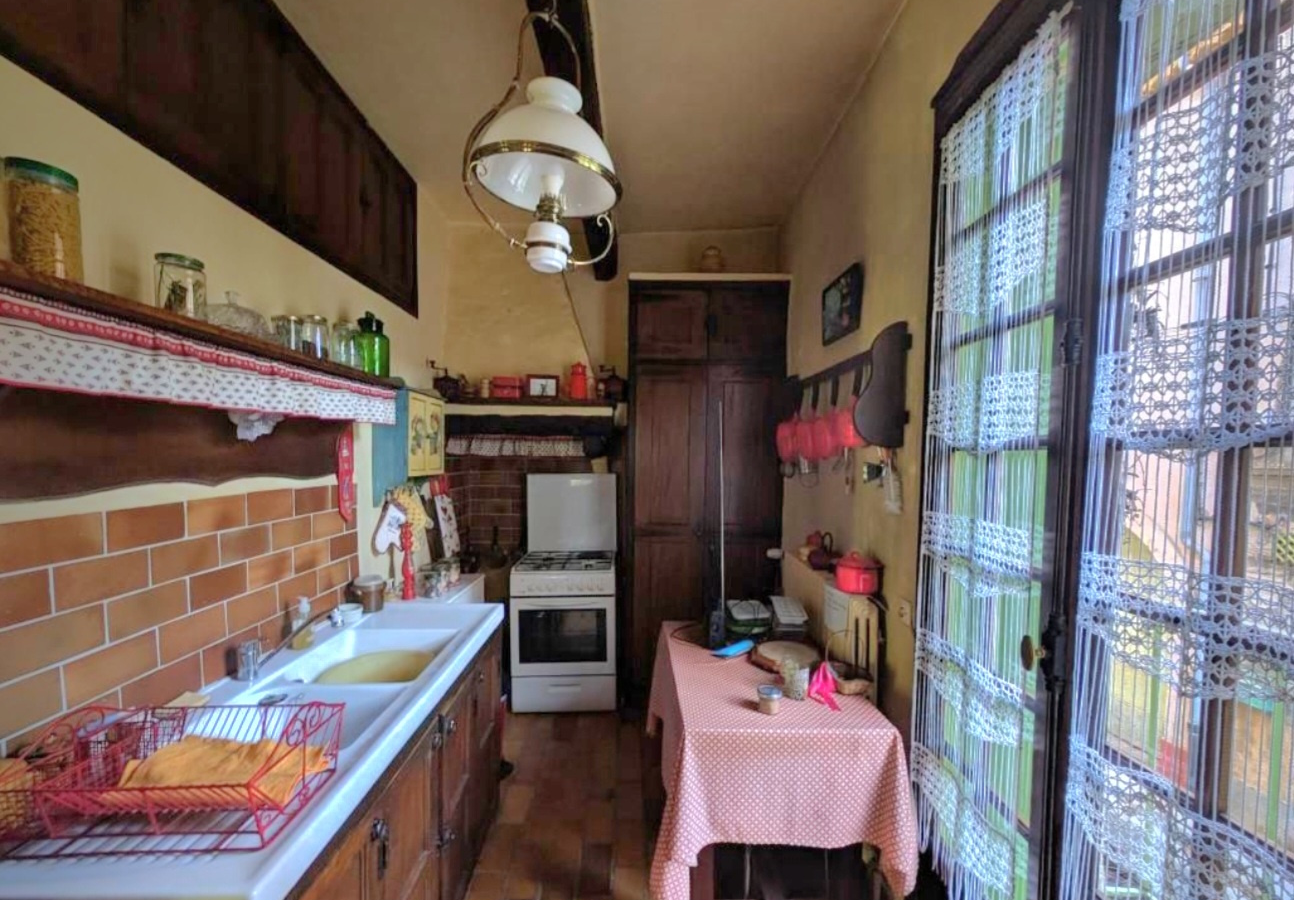 3-bedroom House In Pezenas, France (145 M²)