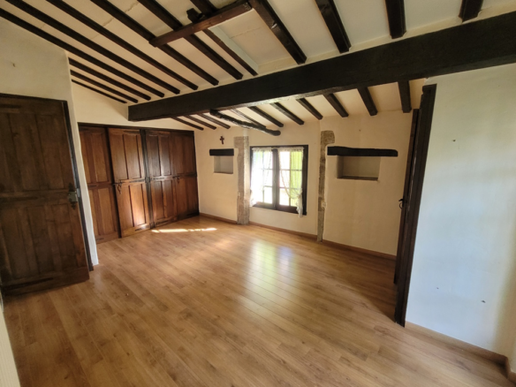 3-bedroom House In Pezenas, France (145 M²)
