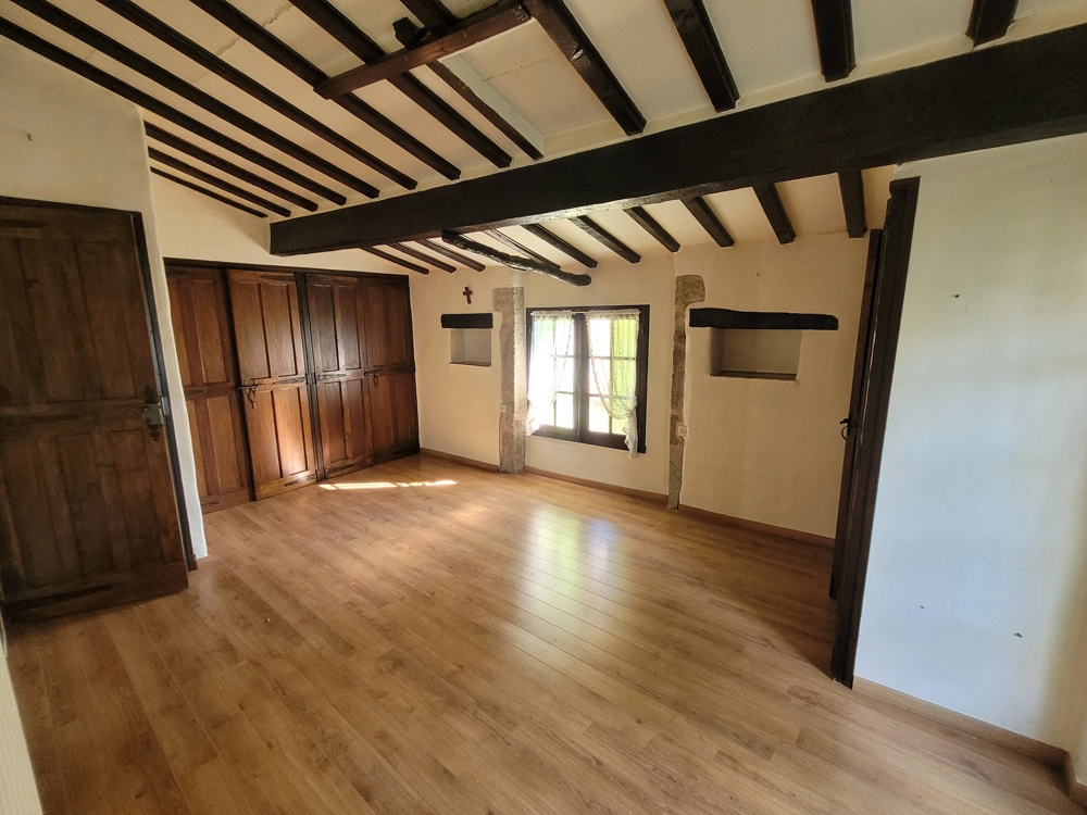 3-bedroom House In Pezenas, France (145 M²)