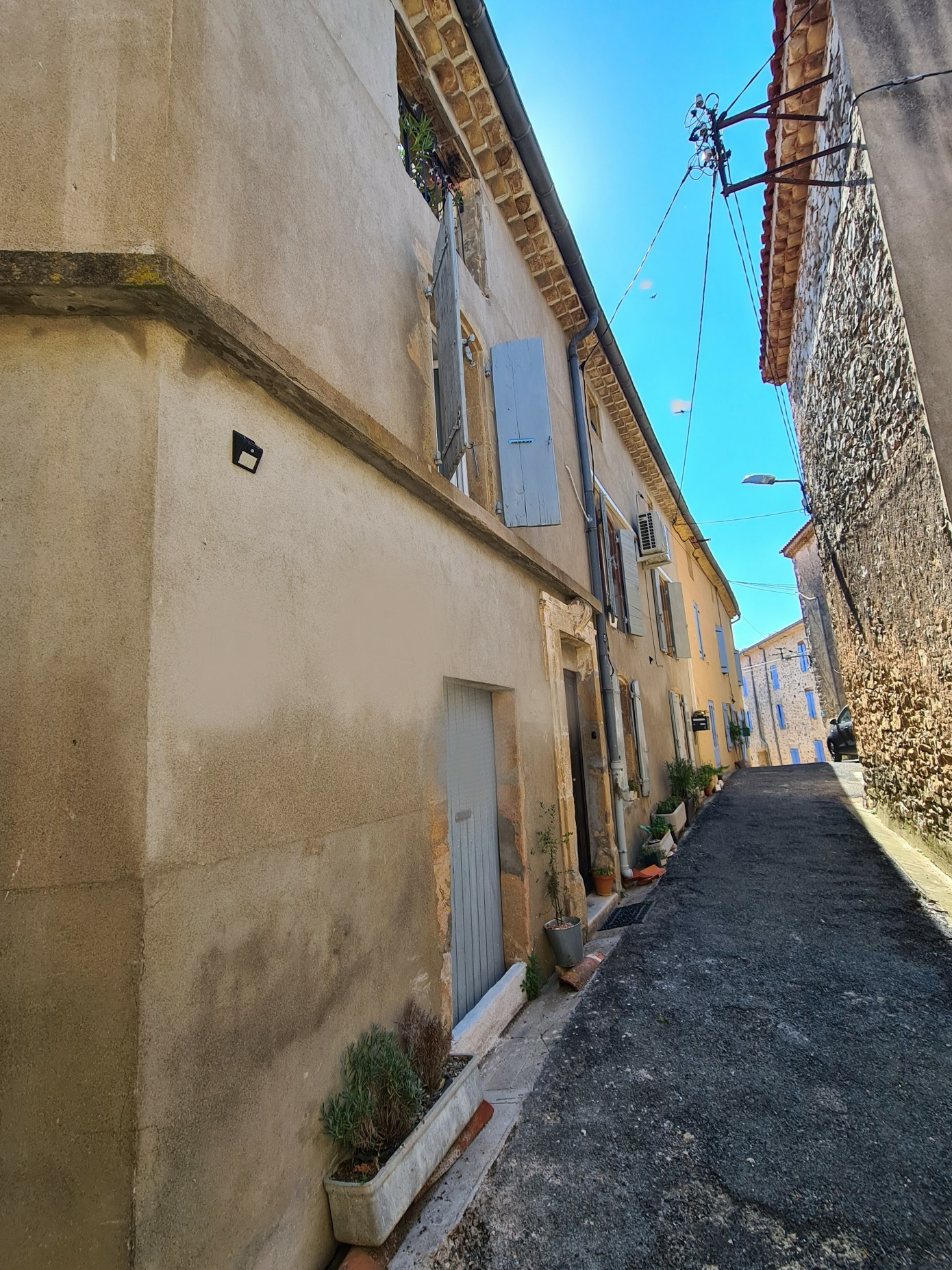 PIE232000EC-69357a 3-bedroom House In Saint Chinian, France (118 M²)