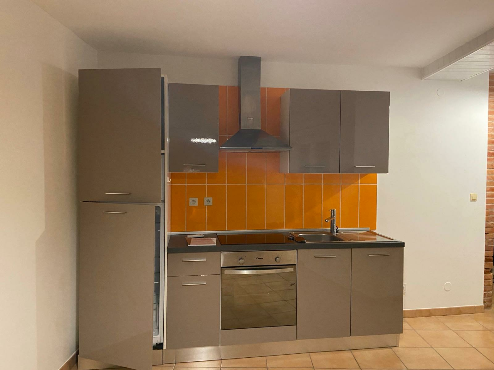 4-bedroom House In Poilhes, France (175 M²)