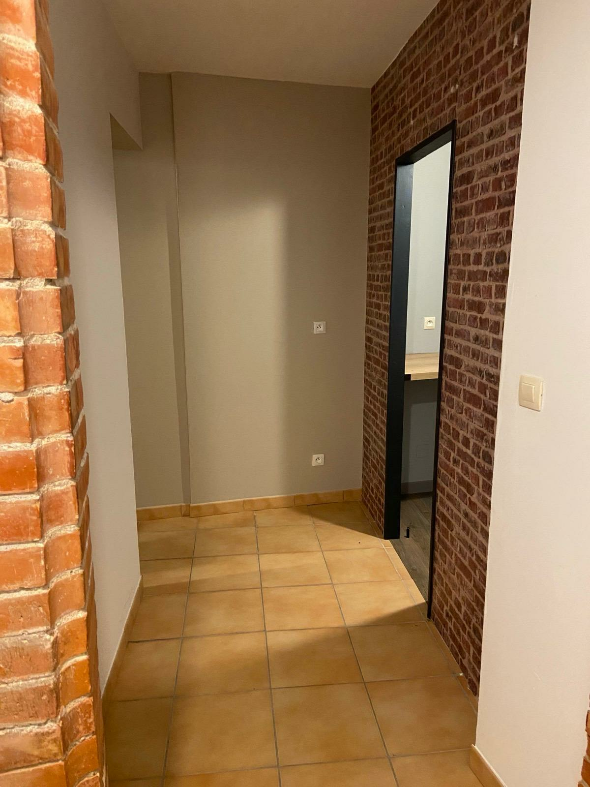 4-bedroom House In Poilhes, France (175 M²)