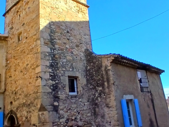 4-bedroom House In Fouzilhon, France (145 M²)