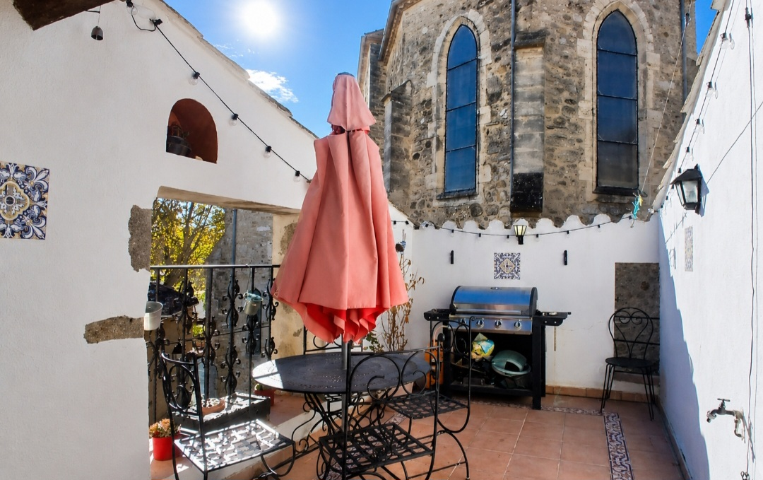 4-bedroom House In Fouzilhon, France (145 M²)