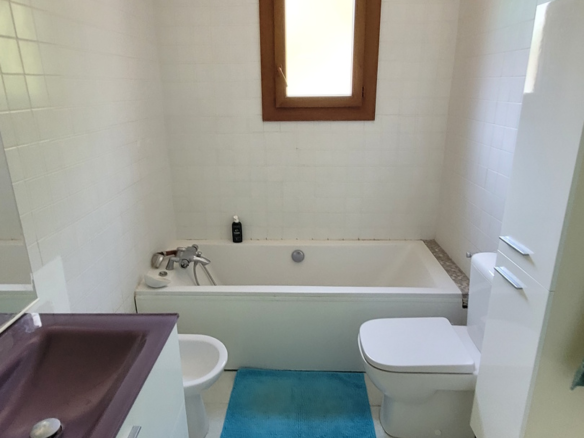 3-bedroom Detached House In Saint Chinian, France (120 M²)