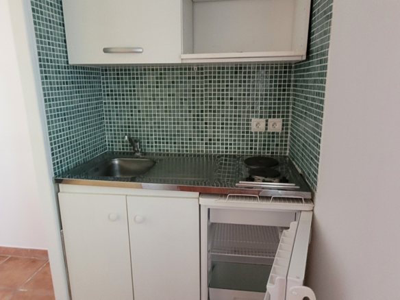 3-bedroom Detached House In Saint Chinian, France (120 M²)