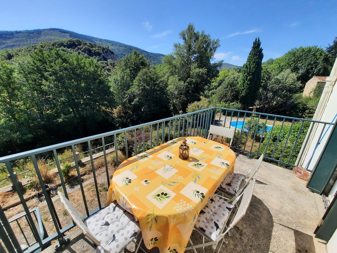 5-bedroom Detached House In Olargues, France (202 M²)