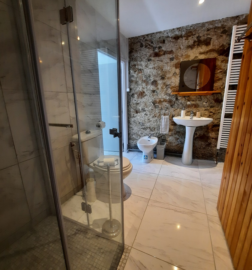 5-bedroom Detached House In Olargues, France (202 M²)