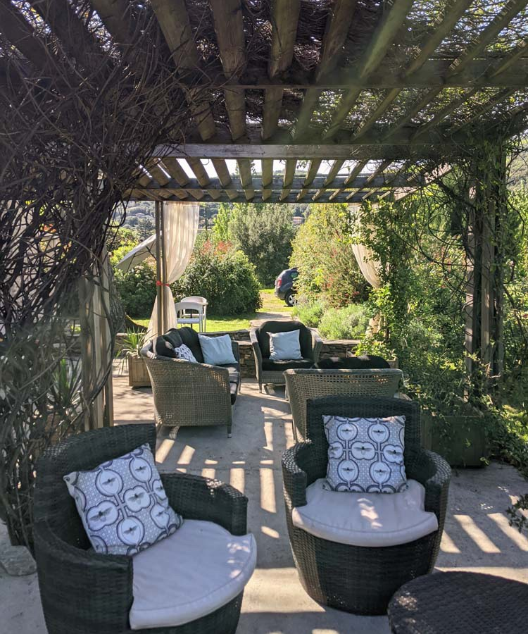 8-bedroom House In Olargues, France (270 M²)