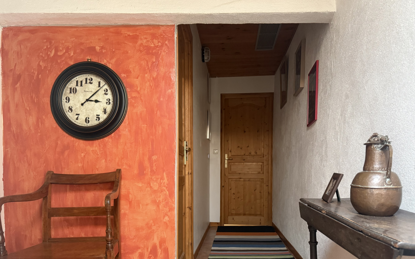 3-bedroom House In Puissalicon, France (120 M²)