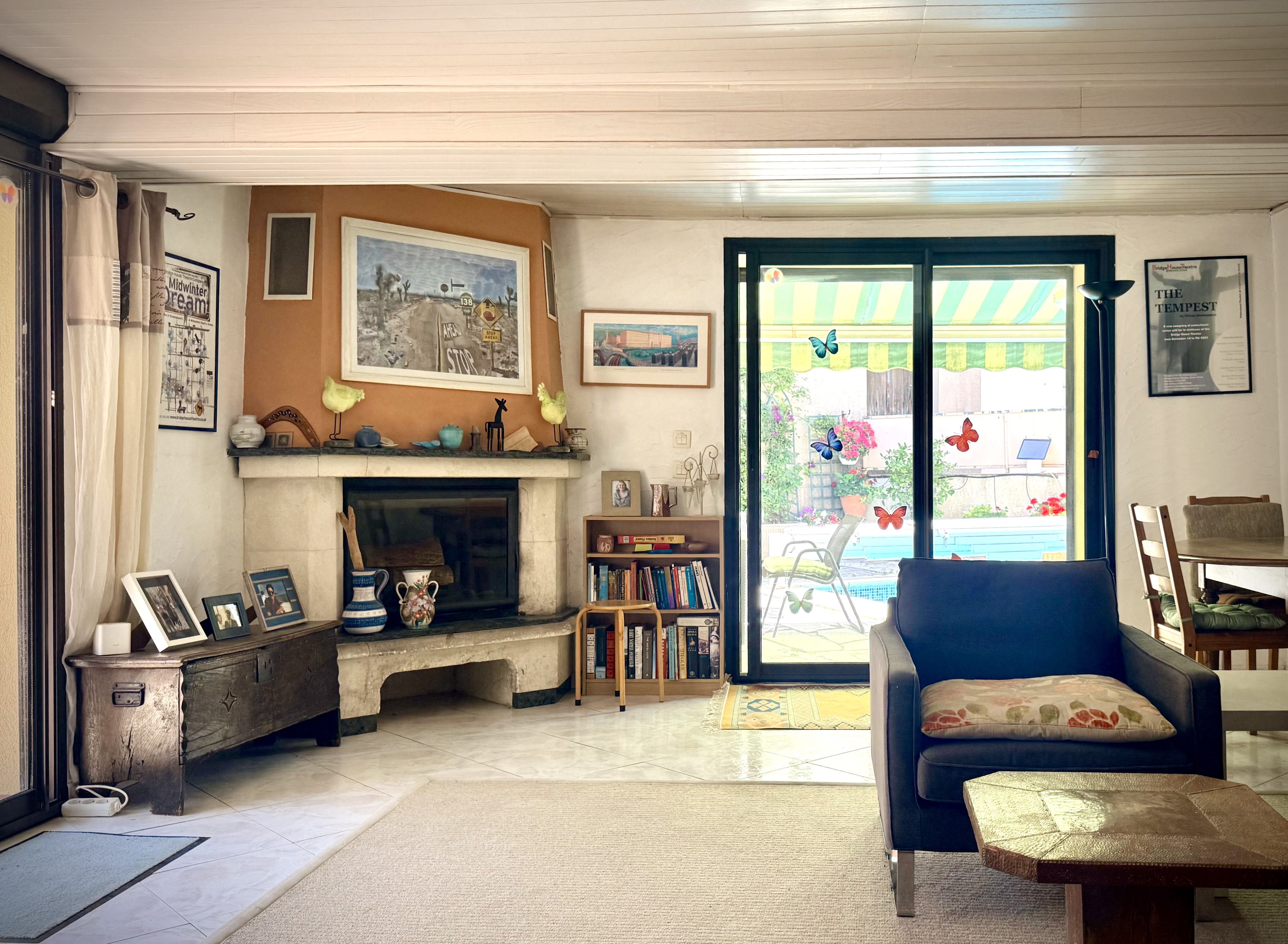 3-bedroom House In Puissalicon, France (120 M²)