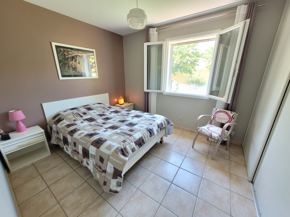 4-bedroom Detached House In Puimisson, France (190 M²)