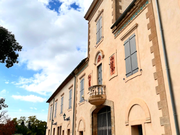 9-bedroom Property In Beziers, France (719 M²)