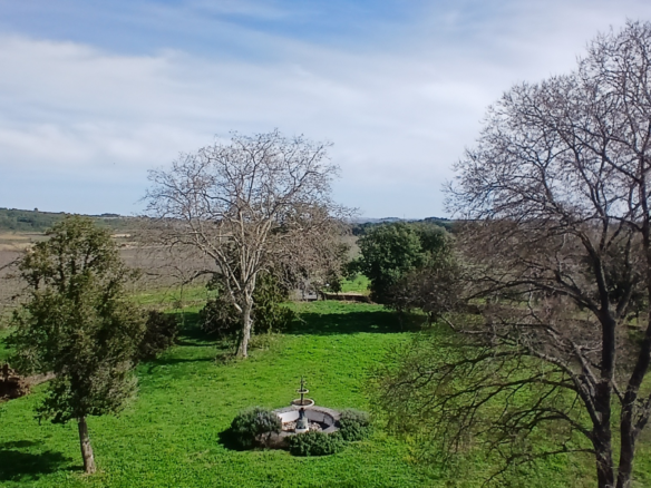 9-bedroom Property In Beziers, France (719 M²)