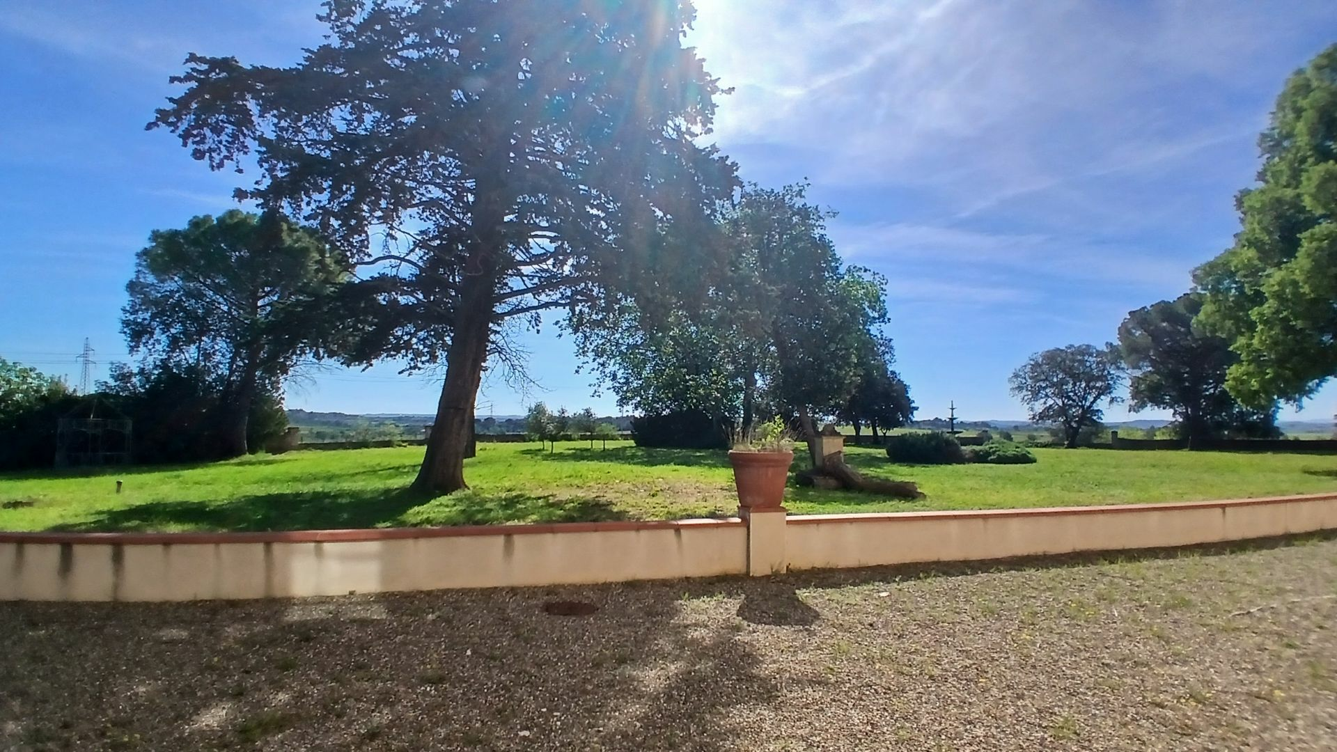 9-bedroom Property In Beziers, France (719 M²)