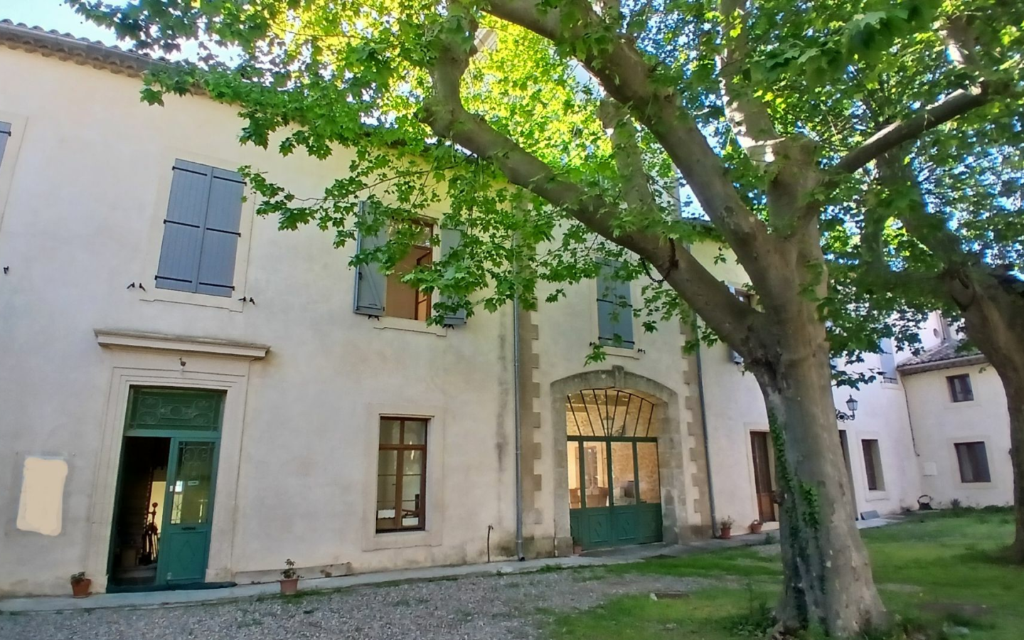 9-bedroom Property In Beziers, France (719 M²)