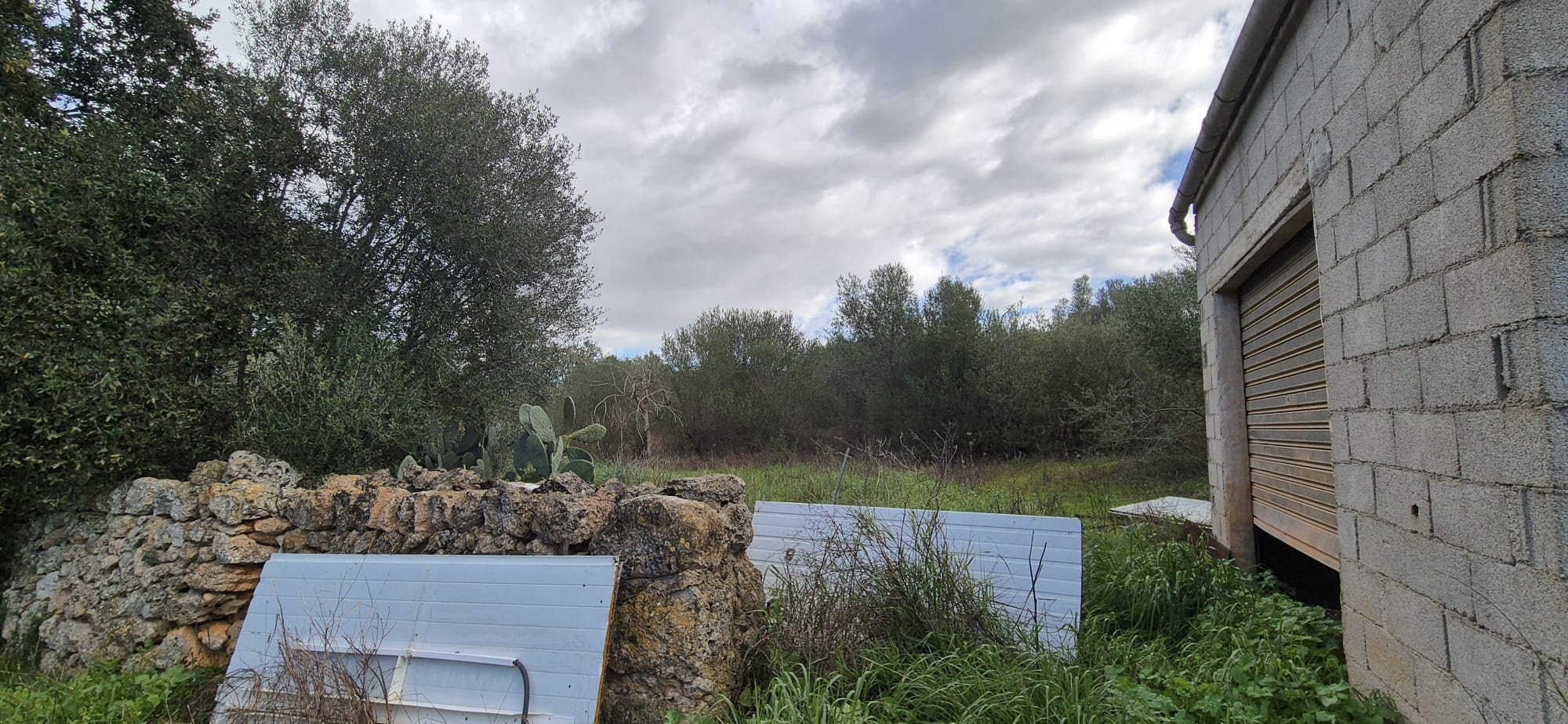 Land In Costitx, Spain (74 M²)