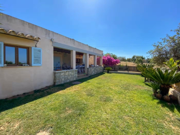 5-bedroom Finca In Inca, Spain (200 M²)