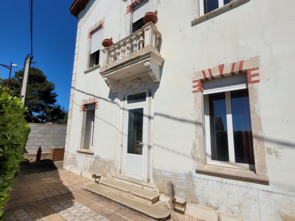 3-bedroom House In Capestang, France (130 M²)