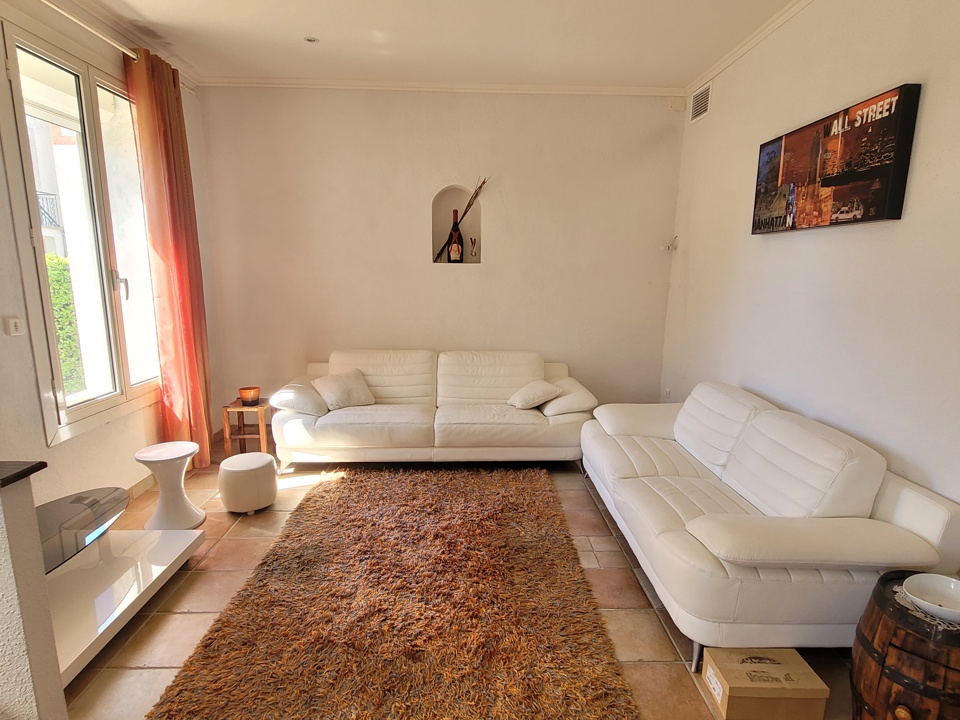 3-bedroom House In Capestang, France (130 M²)
