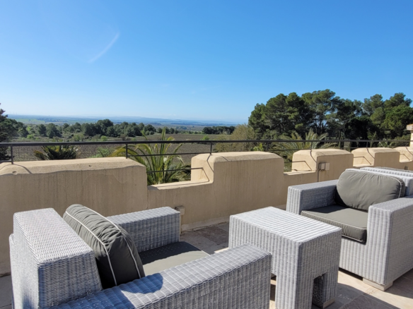2-bedroom Apartment In Capestang, France (70 M²)