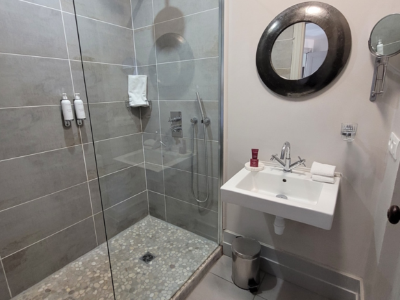 2-bedroom Apartment In Capestang, France (70 M²)