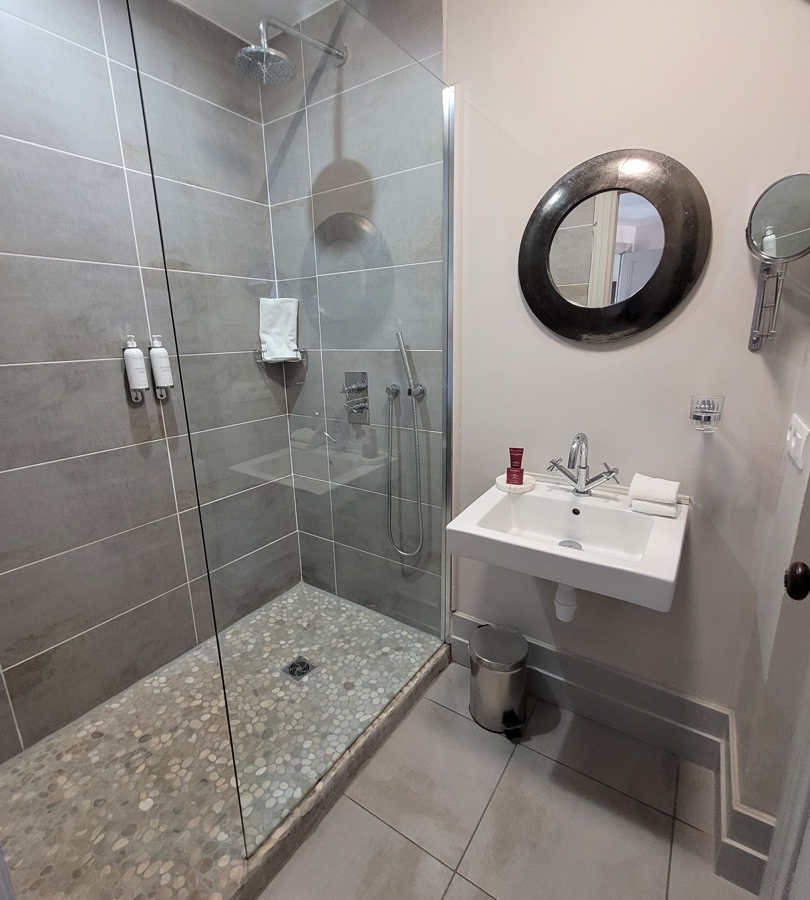 2-bedroom Apartment In Capestang, France (70 M²)