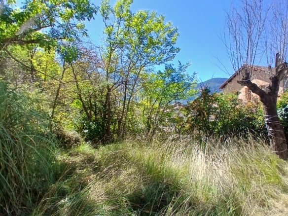 4-bedroom Detached House In Esperaza, France (163 M²)