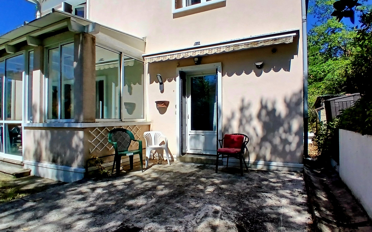4-bedroom Detached House In Esperaza, France (163 M²)