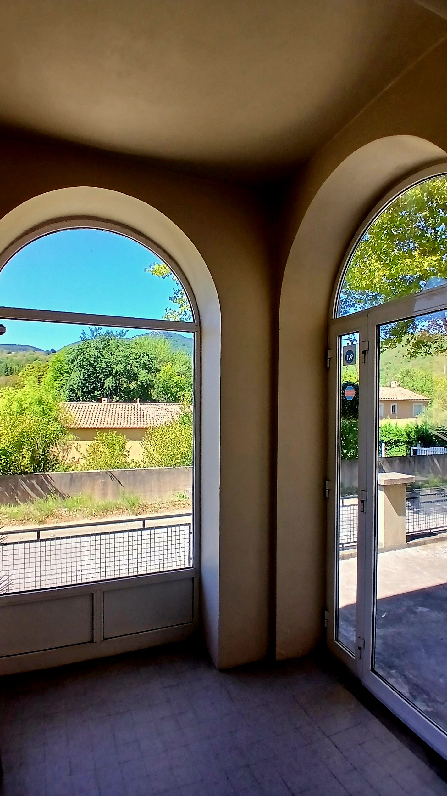 4-bedroom Detached House In Esperaza, France (163 M²)
