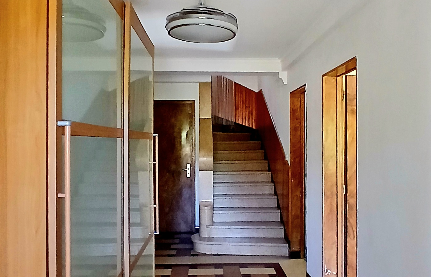 4-bedroom Detached House In Esperaza, France (163 M²)
