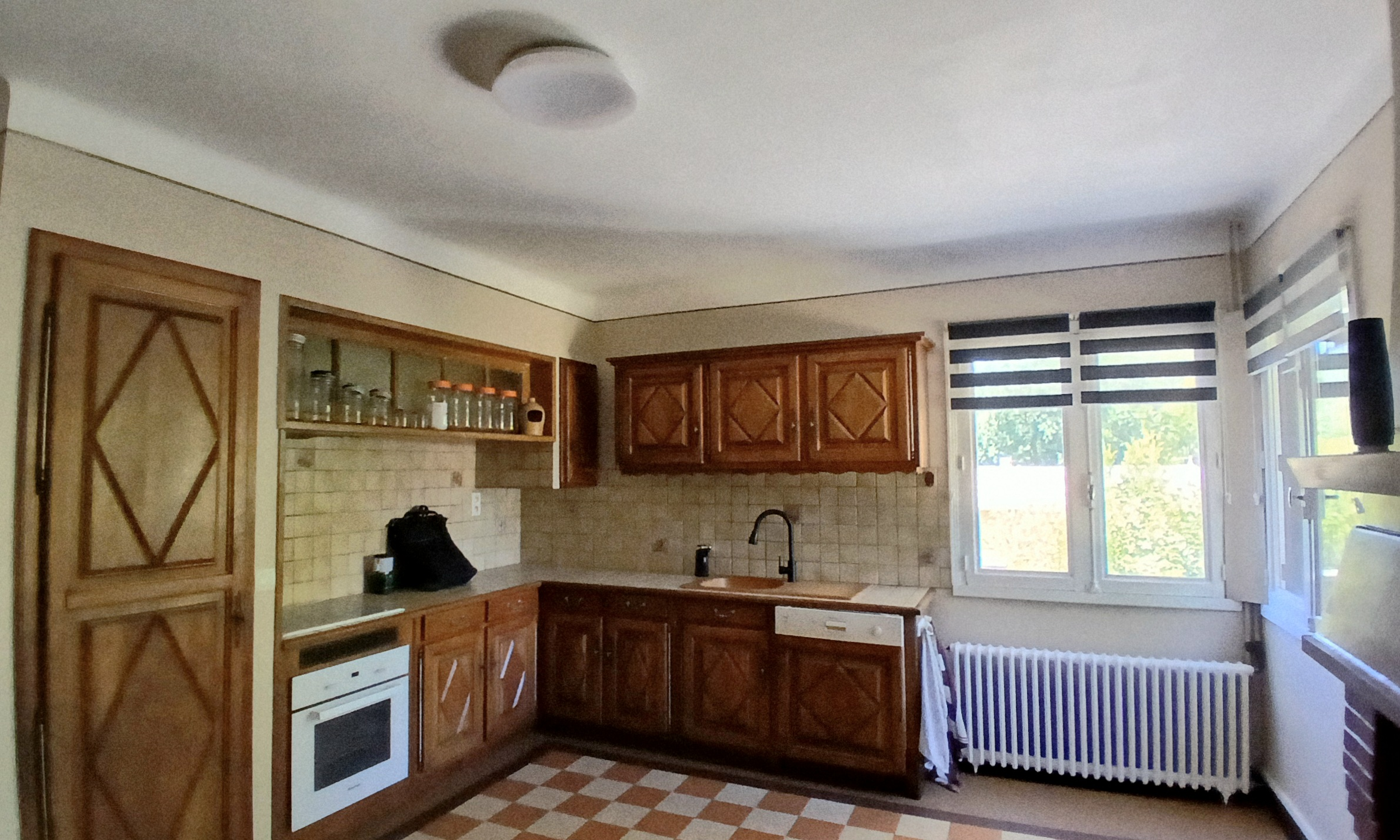 4-bedroom Detached House In Esperaza, France (163 M²)