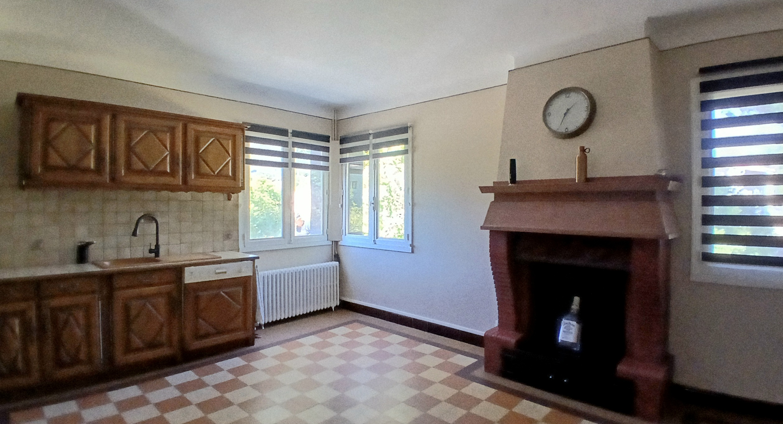 4-bedroom Detached House In Esperaza, France (163 M²)