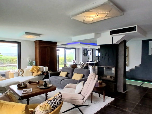 Detached House In Lezignan Corbieres