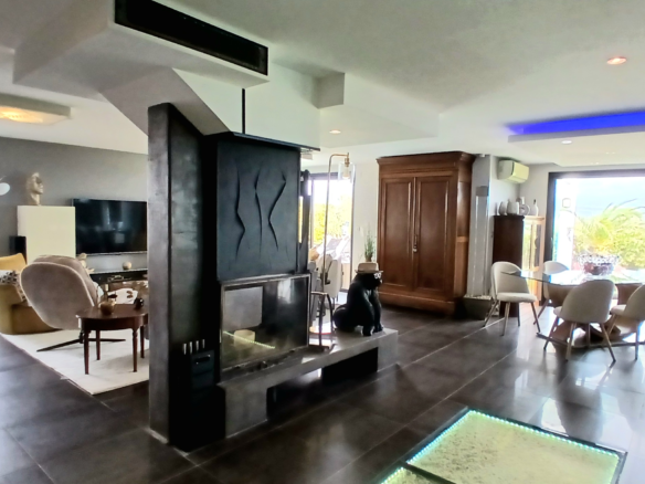 Detached House In Lezignan Corbieres