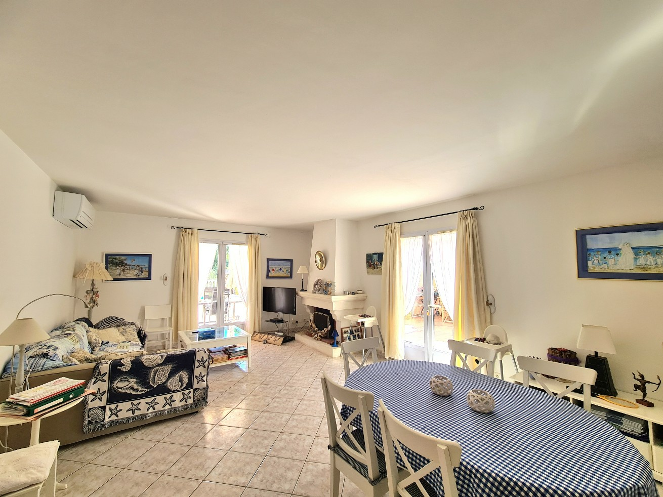 7-bedroom Detached House In Cessenon Sur Orb, France (248 M²)
