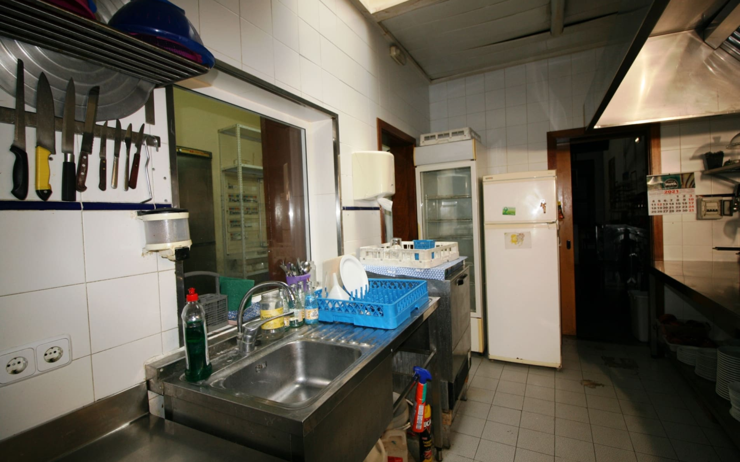 Commercial In Binissalem, Spain (173 M²)